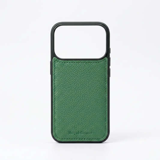 Classic iPhone 17 Pro Case - Parrot